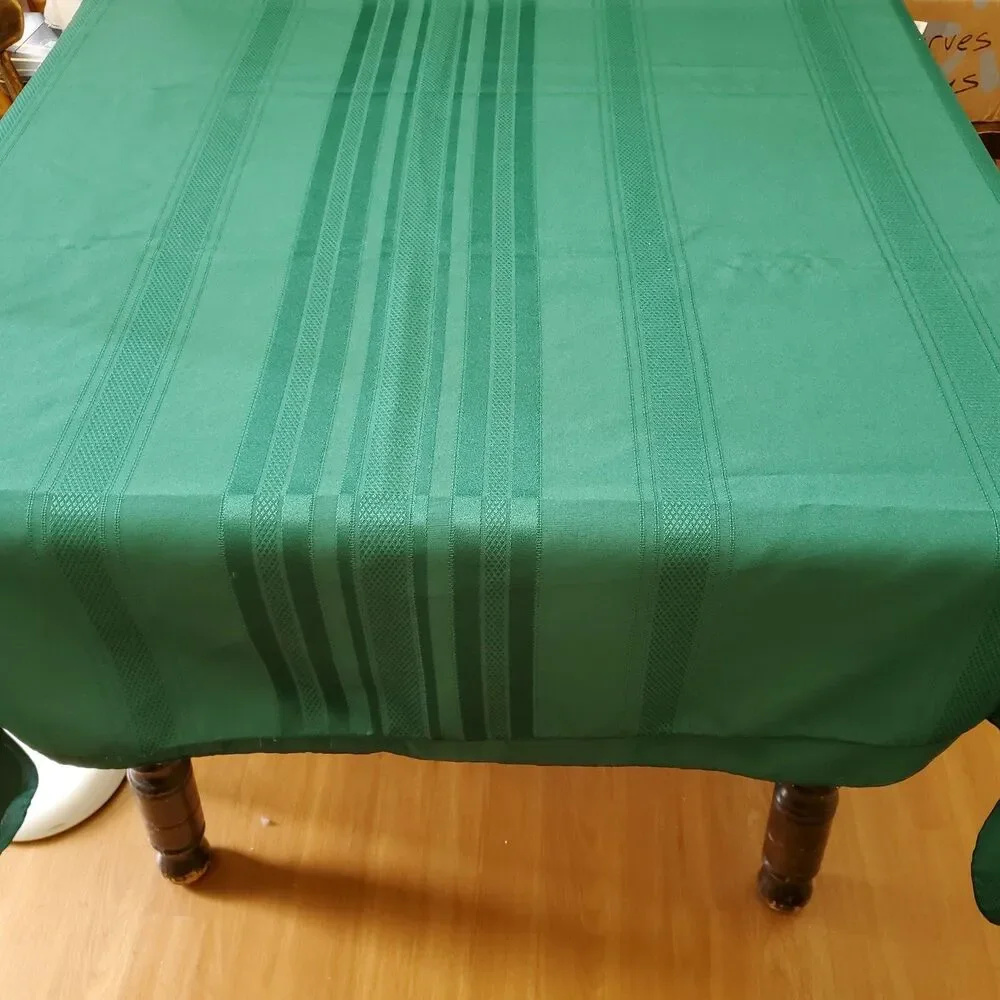 Tablecloth Forest Green Solid Woven Jaquard Polyester 82x60